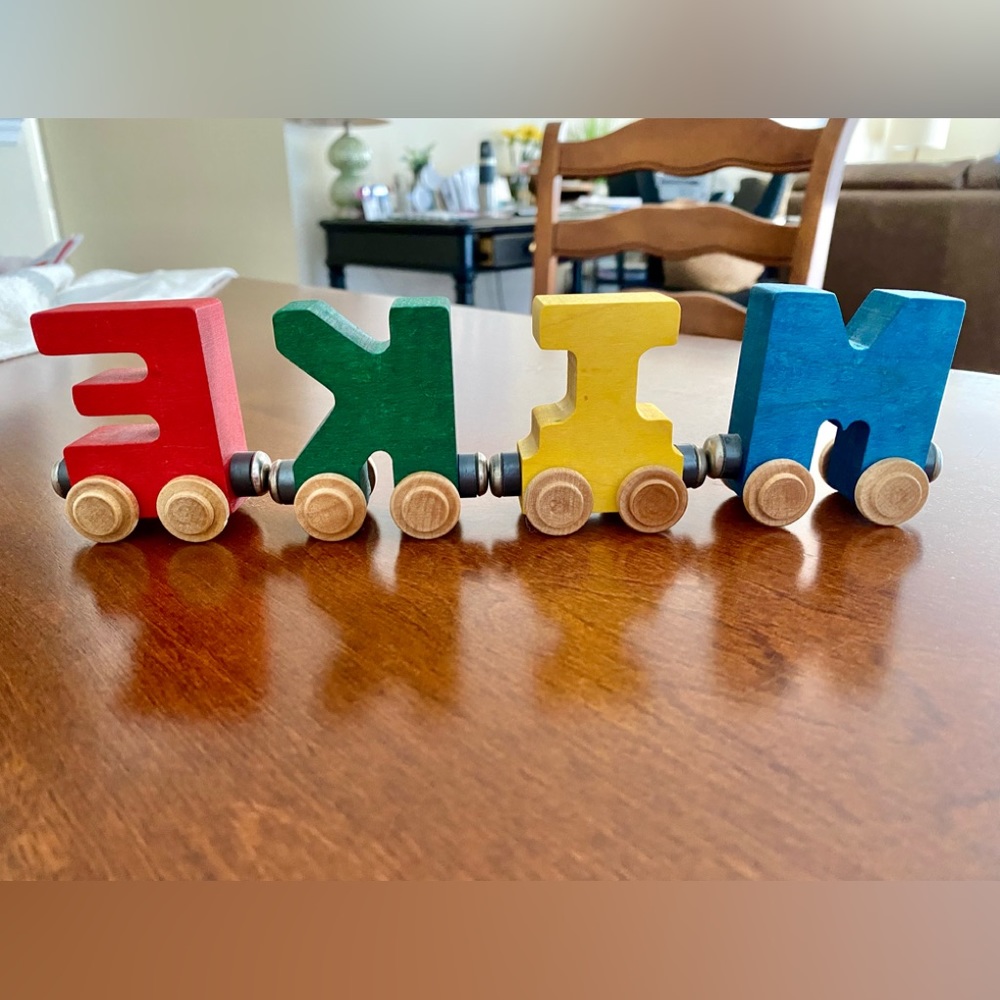 Mike Name Magnetic Train - Picture 4 of 6